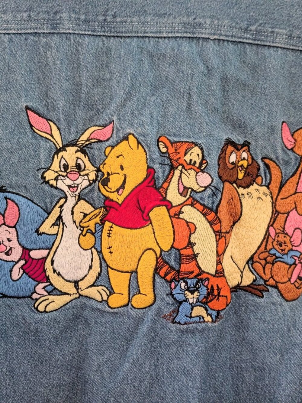 Vintage Disney Winnie The Pooh Women’s Embroidered Denim Jean Shirt Button Up M
